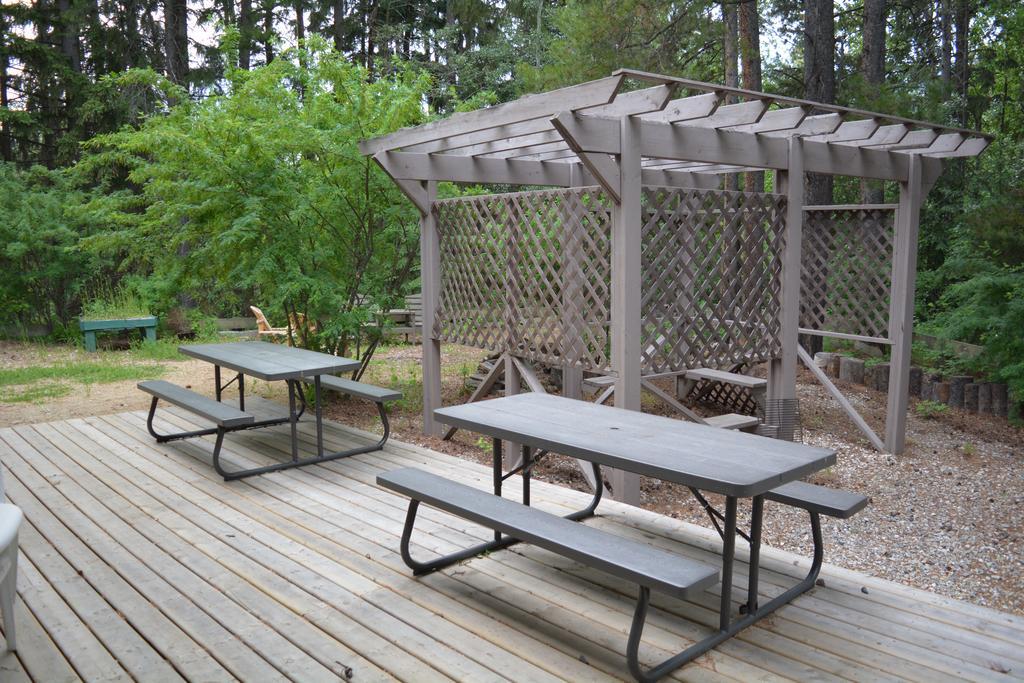 Chalet Continental Motel Valemount Luaran gambar